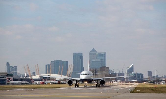 Aeroporto di Londra Evacuato: allarme chimico