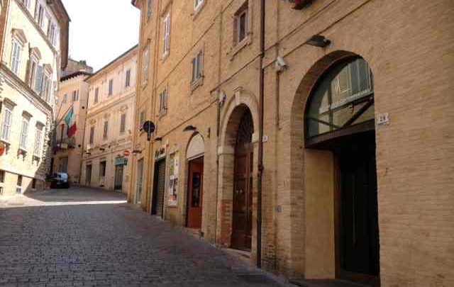 Terremoto Macerata oggi 30 ottobre: chiuse le strade del centro storico