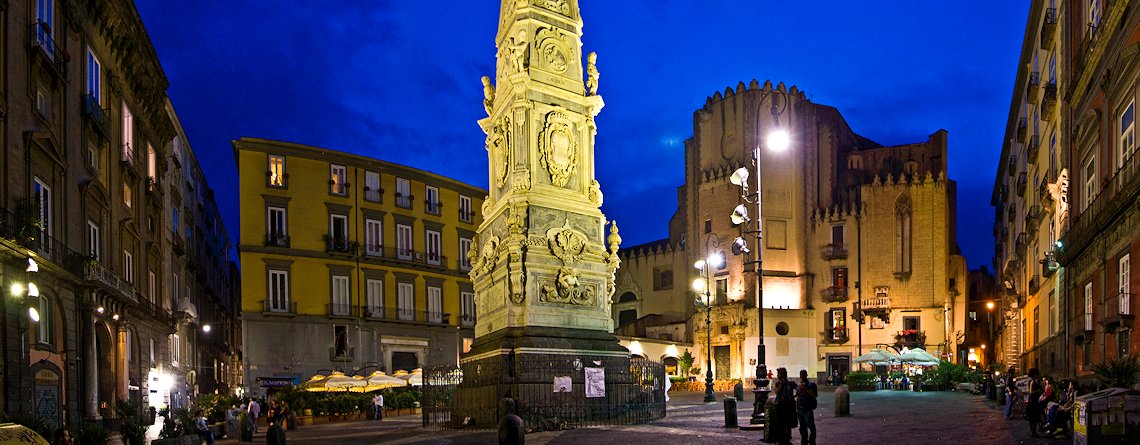 chiesa-di-san-domenico-maggiore-napoli