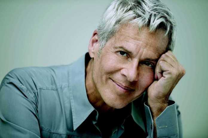 claudio-baglioni Claudio Baglioni, concerto per beneficenza in Vaticano il 17 dicembre 2016
