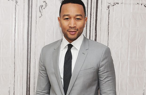 John Legend, nuovo singolo "Love me now": Video e Testo