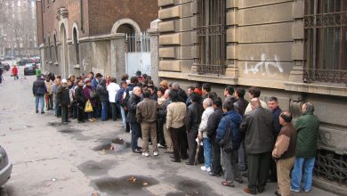 Photo of Soldi per i poveri usati per i compensi dei VIP: indignazione sul web