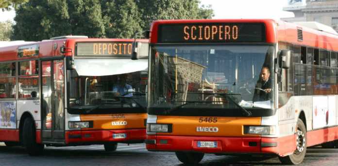 sciopero-trasporti-napoli Sciopero 21 ottobre 2016, Napoli: Orari e Trasporti (Metro-ANM)