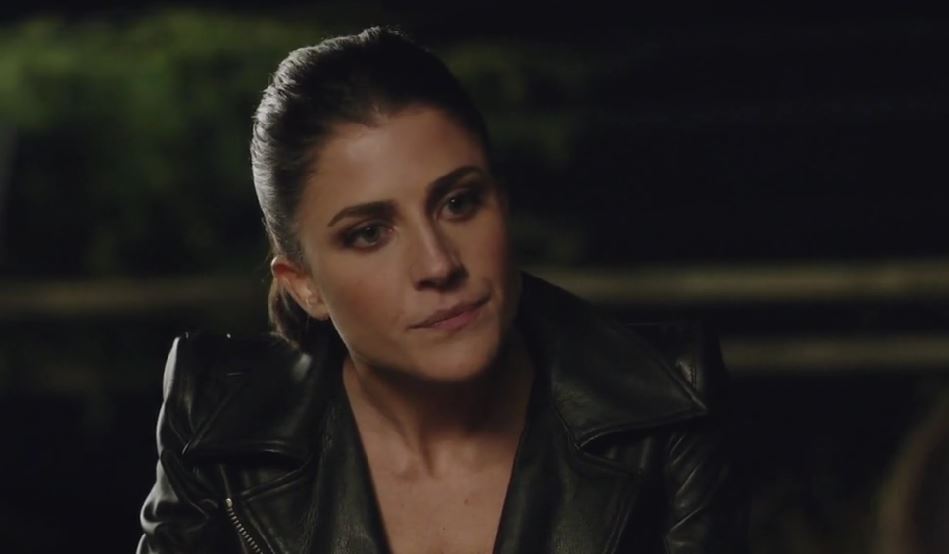 Squadra Antimafia 8: Rachele muore nell'ultima puntata (Video)