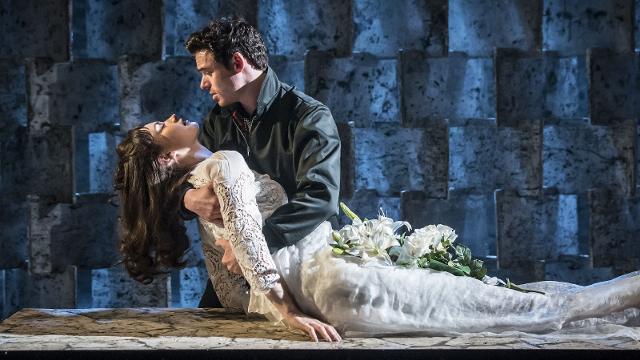 Richard Madden in Romeo e Giulietta di Kenneth Branagh: dal Teatro al Cinema 1