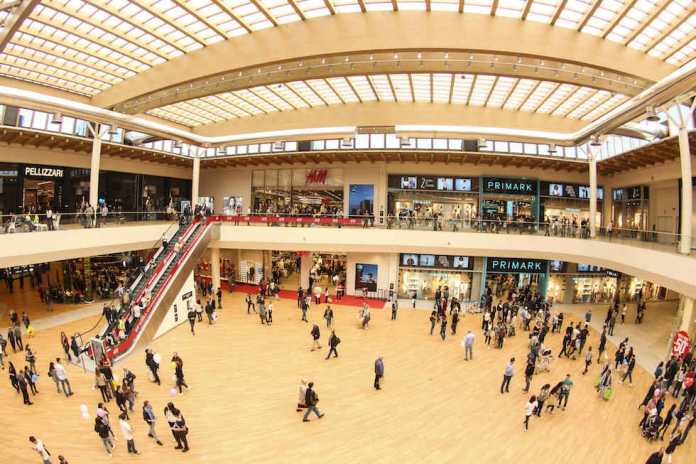 black-friday-centro-commerciale-arese Black Friday 2016 ad Arese: Quali negozi aderiranno alle offerte?