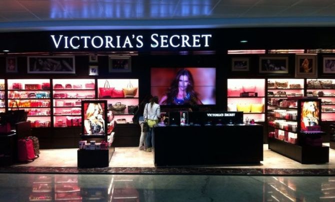 Victoria's Secret a Napoli: Prezzi e Orari di Apertura