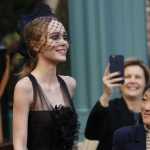 Sfilata Chanel al Ritz di Parigi: Foto collezione Mètiers D'art per la pre-fall 2017 6
