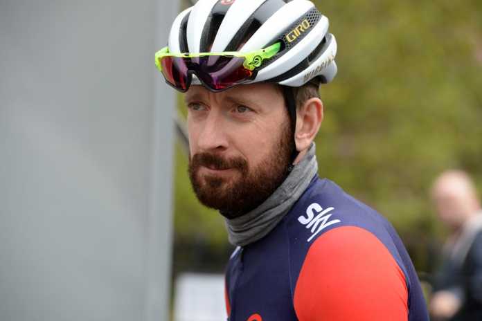 bradley-wiggins Bradley Wiggin si ritira dal ciclismo, addio alle gare: il messaggio su Facebook