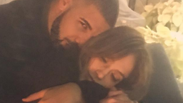 Jennifer Lopez e Drake fidanzati: la reazione di Rihanna