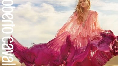 Photo of Roberto Cavalli, nuova collezione primavera-estate 2017 con Stella Maxwell (Foto)