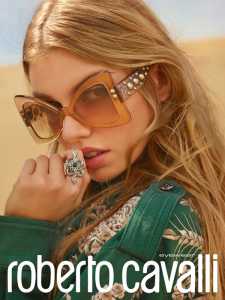 Roberto Cavalli, nuova collezione primavera-estate 2017 con Stella Maxwell (Foto) 4