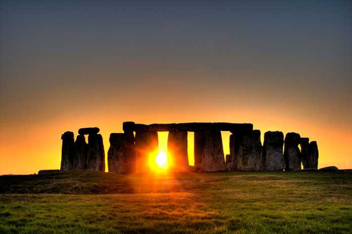 stonehenge-inverno Solstizio d'inverno oggi 21 Dicembre 2016: Curiosità e Leggende