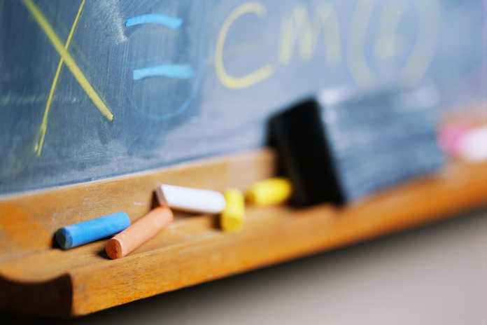 gae-precari-scuola GaE, Graduatorie ad Esaurimento: decide il TAR. Anief esulta
