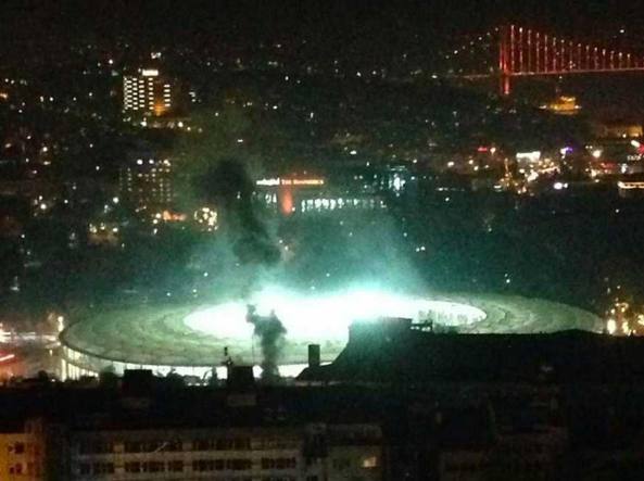istanbul Esplosione ad Istanbul vicino Stadio del Besiktas: 20 feriti