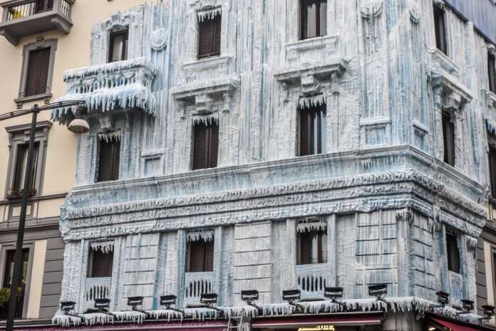 palazzo-ghiacciato-milano Palazzo Ghiacciato a Milano, zona Moscova: è una pubblicità