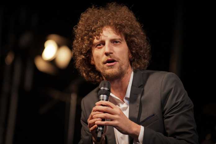 maurizio-lastrico Maurizio Lastrico a DiMartedì al posto di Crozza (Video 10 gennaio)