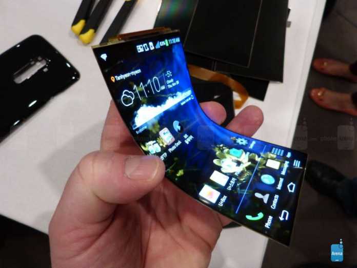Nokia-Smartphone-Pieghevole Nokia, smartphone Pieghevole: Uscita e Caratteristiche