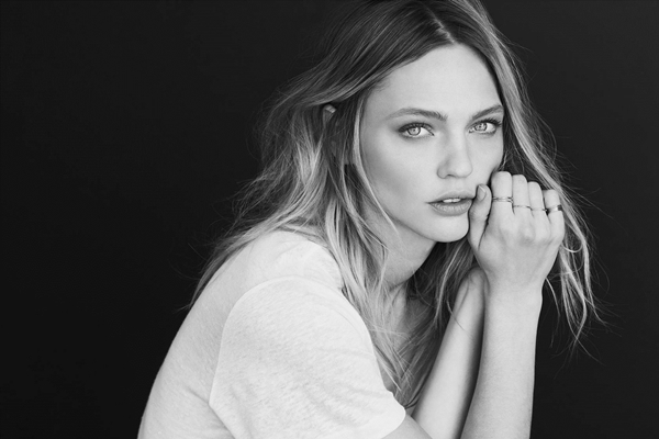 Sasha Pivovarova volto della nuova collezione H&M: Biografia e Foto 1