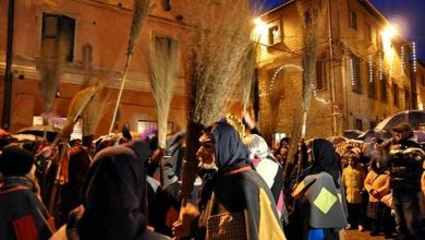 Photo of Epifania 2017 a Urbania Eventi: Casa della Befana e Calza più lunga del mondo