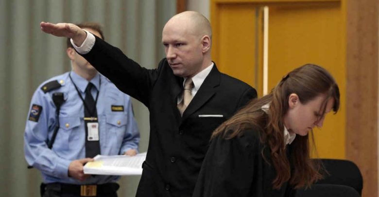 Norvegia, saluto nazista di Breivik al Processo D'Appello
