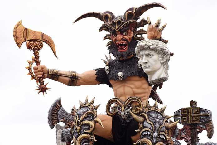 ITALY-CARNIVAL-VIAREGGIO Carnevale di Viareggio 2017: Date e Orari Corsi mascherati