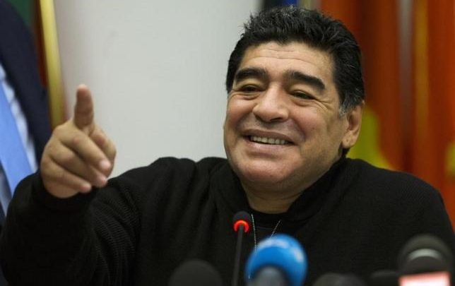 Maradona al San Carlo di Napoli per lo spettacolo di Alessandro Siani