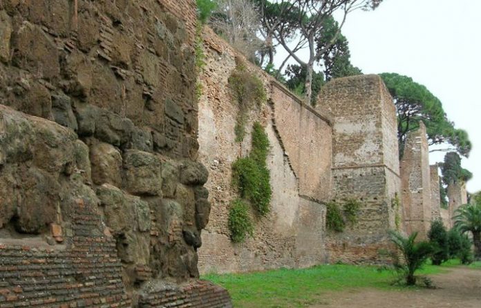 mura-aureliane Crollo Mura Aureliane a Roma, il Terremoto la causa