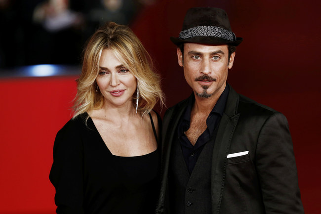 paola barale e raz degan Isola dei Famosi 2017, su Instagram messaggio di Paola Barale a Raz Degan