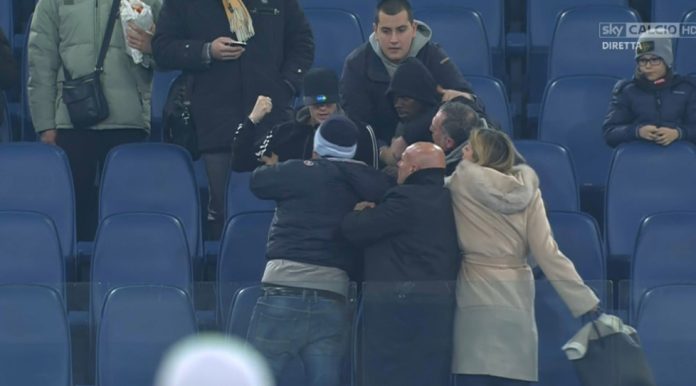 tounkara-contro-tifoso-lazio Biglia e Tounkara contro un Tifoso, Rissa dopo Lazio-Chievo | Video