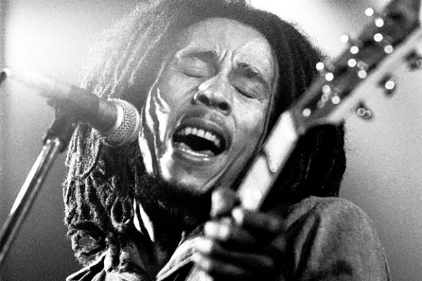 Accadde Oggi 6 febbraio: Nascono Bob Marley e Axl Rose