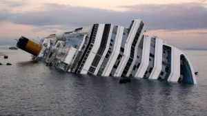 Genova, Incidente sulla nave Concordia: Ferito un Operaio 