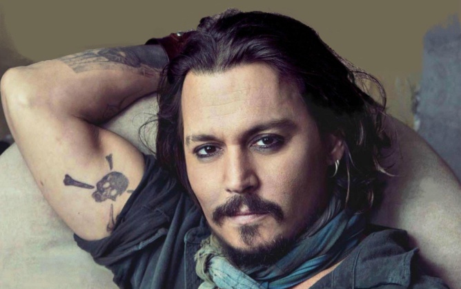 Johnny Depp in Crisi Finanziaria, troppe spese per la star di Hollywood 