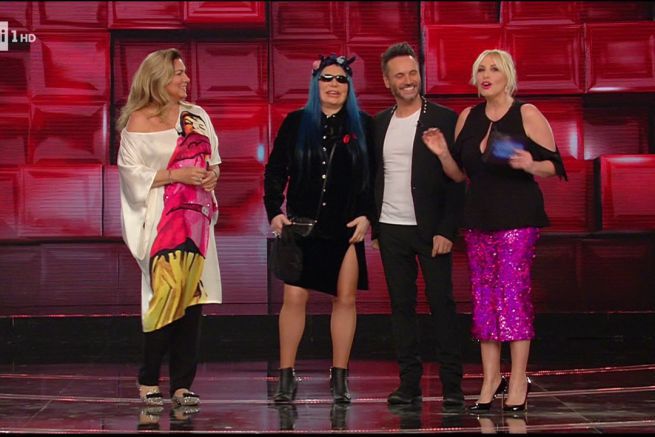 Standing ovation-antonella clerici Standing Ovation su Rai 1: Ospiti e Anticipazioni (24 Febbraio 2017) 2