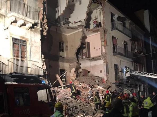 crollo-palazzina-catania-26-febbraio-2017 Crolla palazzina a Catania: un Morto e 4 feriti