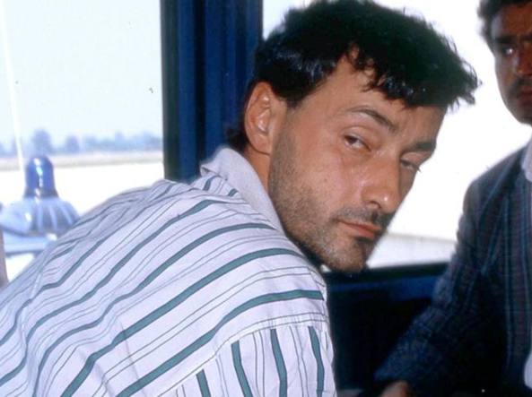 de cristofaro Filippo De Cristofaro è Evaso, dopo essere stato scarcerato dal Portogallo 2