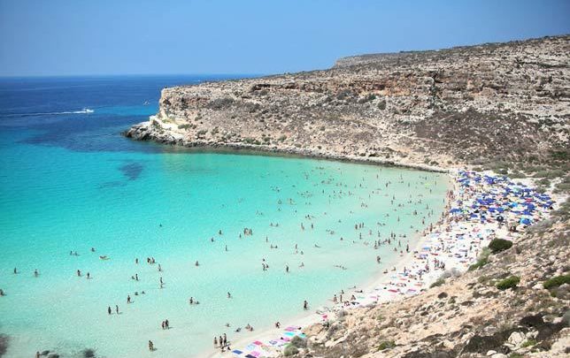 Spiaggia dei Conigli è la Spiaggia più Bella d'Italia per TripAdvisor