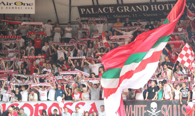 tifosi-varese-basket Varese-Pistoia 75-70: Cronaca e Tabellino (Serie A1 Basket Maschile)