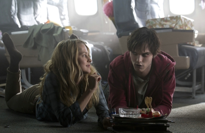 warm-bodies-film I figli della mezzanotte in onda stasera su Rai3