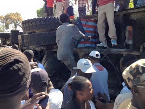 Haiti, Autobus travolge la folla a Gonaives: 34 Morti 1