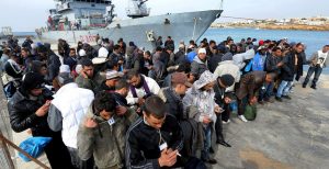 Salvini a Lampedusa: "L'Italia difenda i propri confini" 
