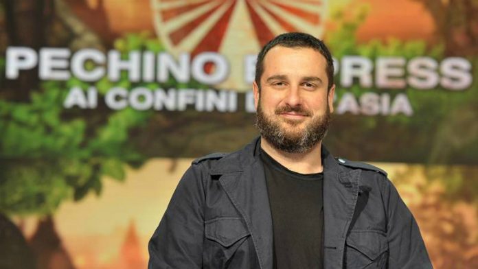 Sbandati su Rai 2: stasera con Costantino Della Gherardesca