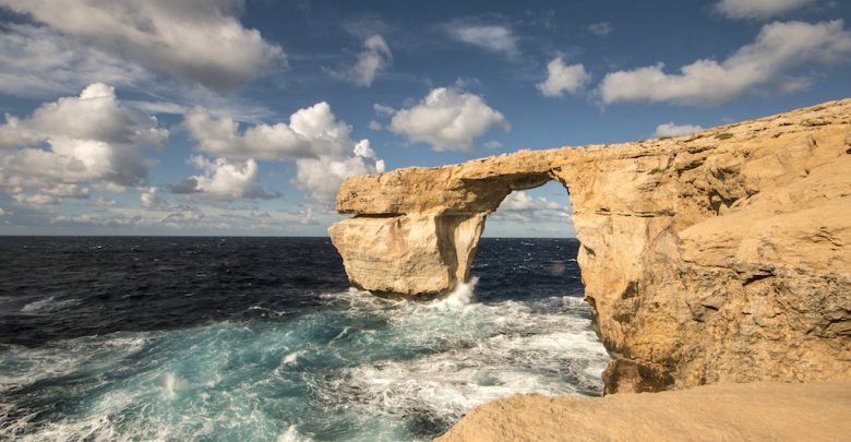 Malta, Finestra Azzurra crollata con la tempesta