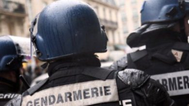 Photo of Uomo Barricato in un Museo in Francia: è attentato?