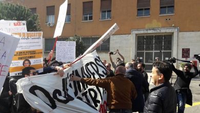 Photo of La Sapienza, Disordini per la Fedeli in convegno