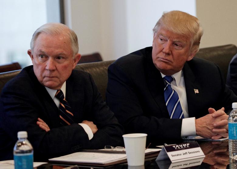 Trump News: il Ministro Jeff Sessions ha avuto contatti con la Russia 