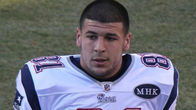 Photo of Aaron Hernandez Morto suicida in carcere: si è impiccato