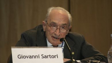 Photo of Morto Giovanni Sartori, il Politologo aveva 92 anni