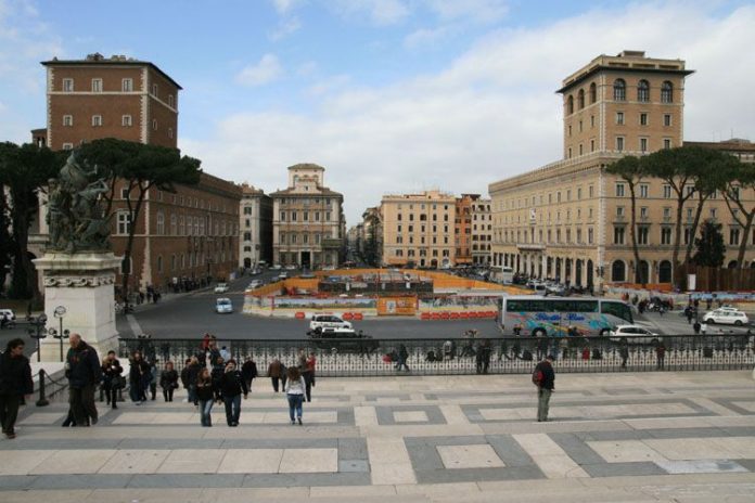 Piazza Venezia Roma