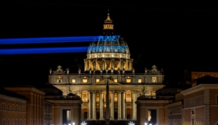 Greenpeace Trump San Pietro